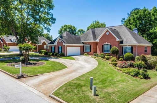 2930 Weatherstone Cir, Conyers, GA 30094-2022
