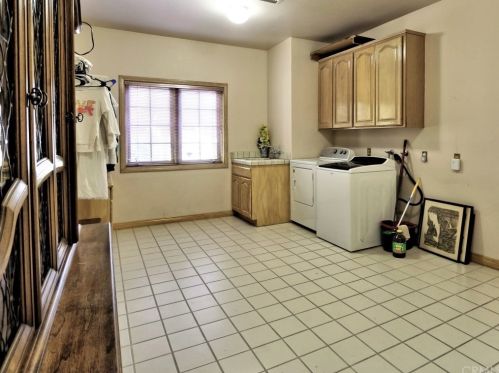 141 Peralta Hills Dr, Anaheim CA  92807-3424 exterior