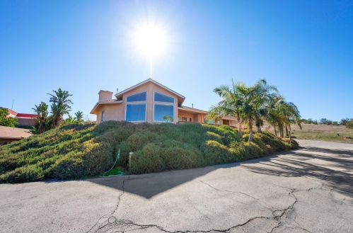 28000 Via Viso, Valley Center, CA 92082-6701