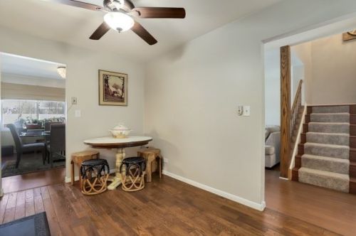 430 Swan Blvd, Bannockburn IL  60015-3672 exterior
