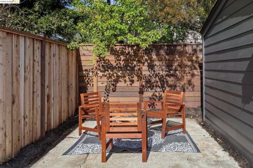 1400 Liberty St, Richmond CA  94530-2224 exterior