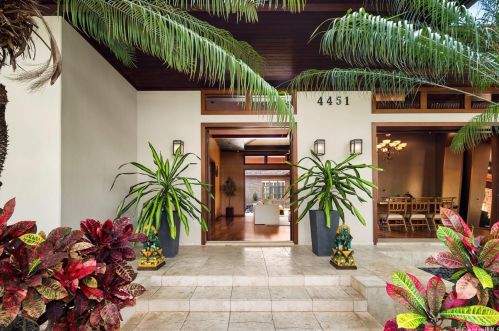 4451 Kolohala St, Honolulu HI  96816-4939 exterior