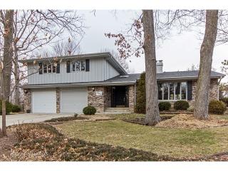 204 Oak Dr, Joliet, IL 60404-9722