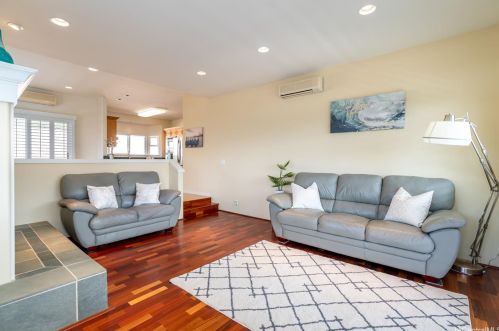 2130 Okoa St, Honolulu HI  96821-2644 exterior