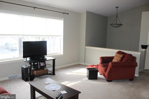 116 Norlawn Cir, Lancaster, PA 17601-2666