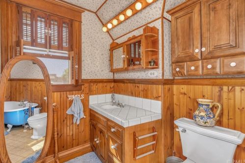 411 J St, Los Banos CA 93635-4142 exterior