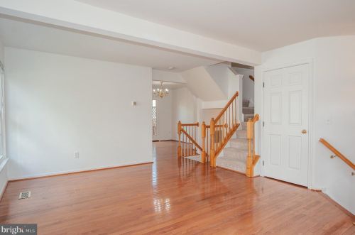6388 Stagg Ct, Springfield VA  22150-1183 exterior