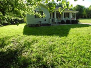1959 Bost St, Lincolnton, NC 28092-4097