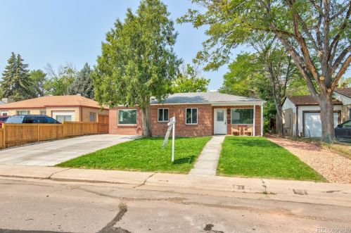 827 Eliot St, Denver CO  80219-3532 exterior