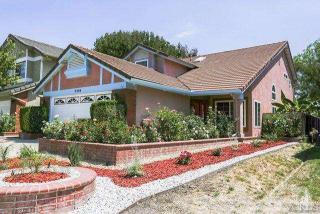3904 Lost Springs Dr, Calabasas, CA 91301-5323