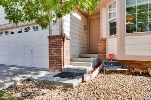 20732 Grand Ln, Denver, CO 80015-6622