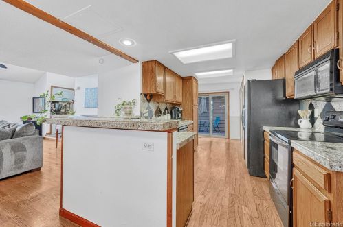 1721 Richfield Way, Denver CO 80017-5245 exterior