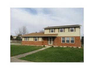 2728 Conestoga St, Springfield, OH 45503-1802