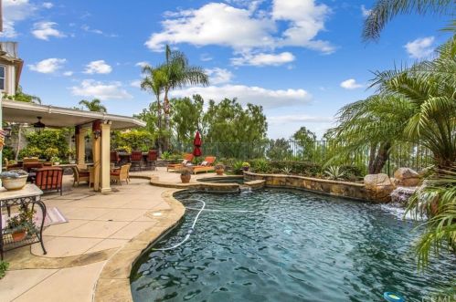 5455 Full Moon Ct, Anaheim CA  92807-4700 exterior