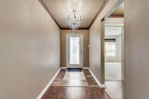 2237 Loreto Dr, Fort Worth, TX 76177-7282