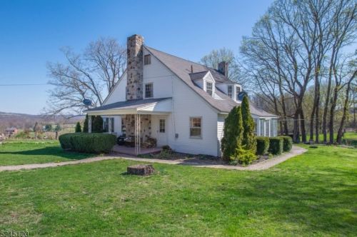 17 Fenwick Rd, Augusta, NJ 07822-2149