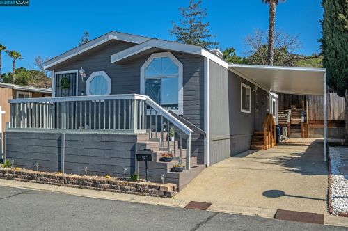 9 Terrace Dr, Concord, CA 94518-2016