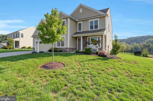 7089 Beaver Spring Rd, Harrisburg, PA 17111-4796