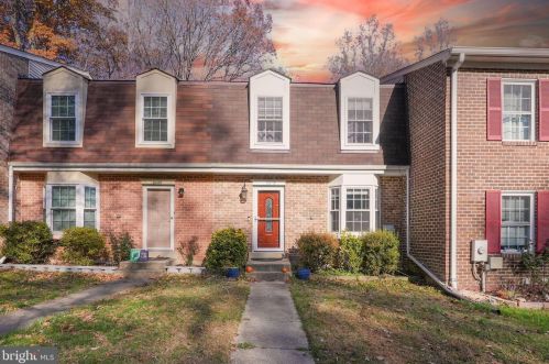 6446 Shannon Station Ct, Springfield VA  22152-2127 exterior