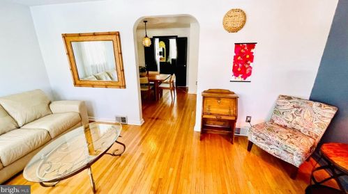 610 Radnor Ave, Tavistock NJ 08033-1005 exterior