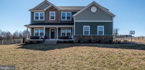 336 Bethel Church Rd, Fredericksburg, VA 22405-3513