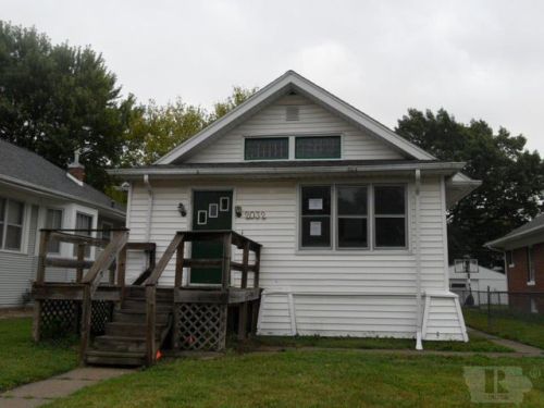 2032 Gnahn St, Burlington IA  52601-4407 exterior