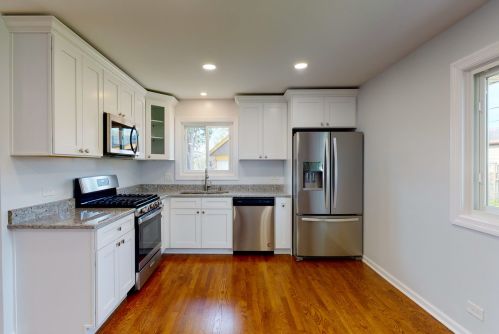 710 Mavis Ln, Addison IL  60101-2574 exterior