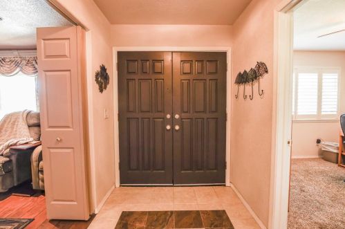 8968 Ballina Ct, Elk Grove, CA 95624-2601