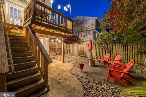 1634 Purple Sage Dr, Herndon VA  20194-5601 exterior
