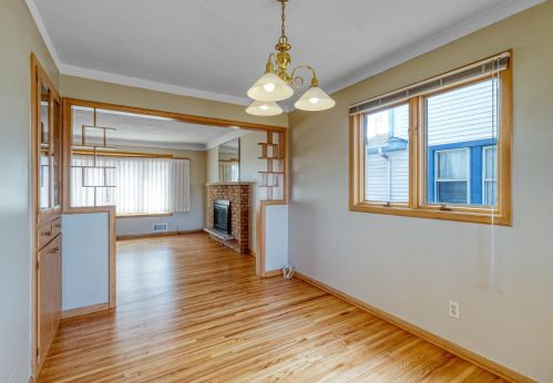 743 Iowa Ave, Saint Paul MN  55106-1017 exterior