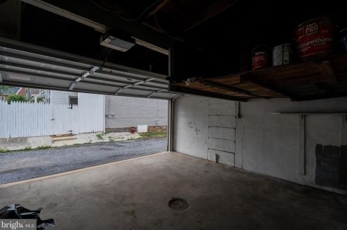 131 Ross St, Lancaster PA  17602-1926 exterior