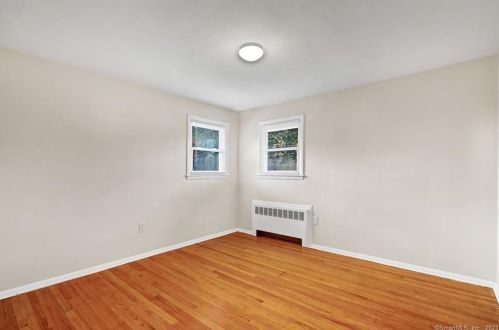 70 Griffin Rd, Wapping CT  06074-1212 exterior