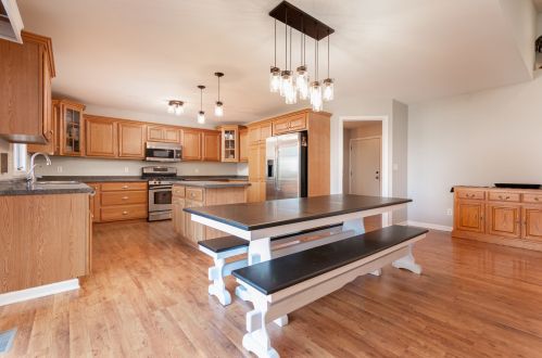 1154 Arneita St, Sycamore IL  60178-1125 exterior