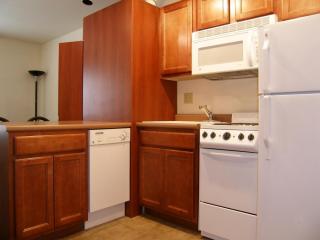 701 Gregory St, Urbana IL  61801-3705 exterior