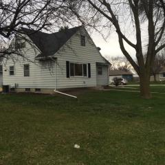 107 Monks Ave, Mankato, MN 56001-4912