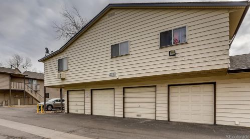 89 Nome Way, Aurora CO  80012-1675 exterior