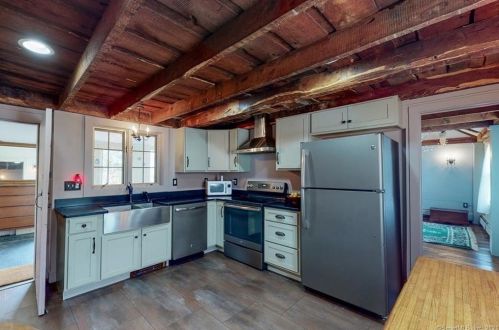 215 Tracy Rd, Killingly, CT 06241-1123