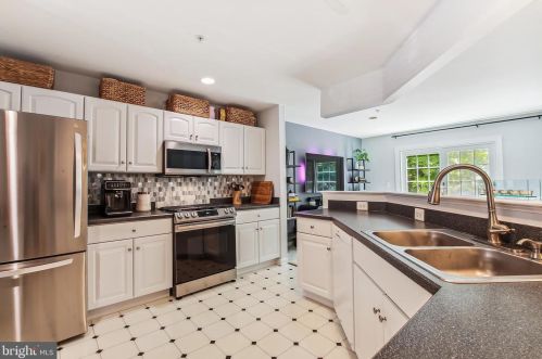 619 Bellerive Ct, Arnold, MD 21012-2812