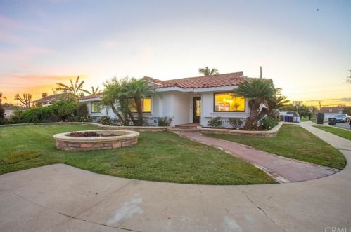 8524 Suva St, Downey, CA 90240-3347