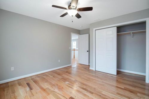 43 Hillside Dr, Ellington CT  06029-2417 exterior