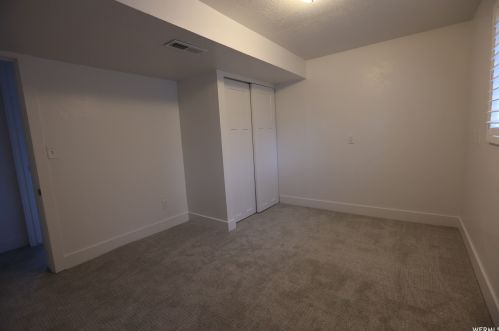 621 Hilo St, Sandy UT 84070-0904 exterior