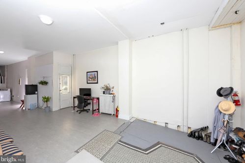 3259 Front St, Philadelphia PA  19140-5805 exterior