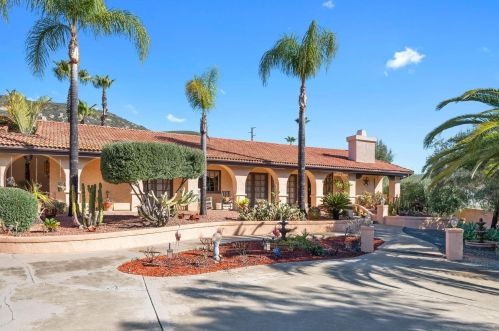 24572 Rutherford Rd, Ramona, CA 92065-4089