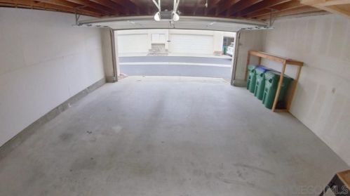 6922 Pear Tree Dr, Carlsbad, CA 92011-3938