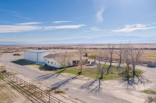 25624 Cadet Rd, Maricopa, CA 93252-9402