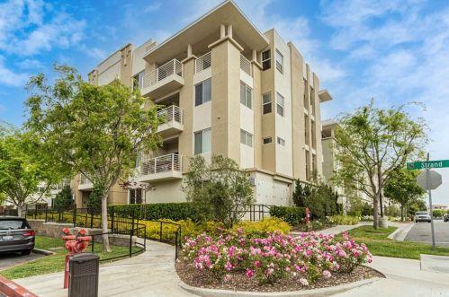 5540 Strand, Hawthorne, CA 90250-1046