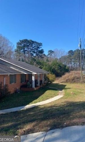 1902 Godby Rd, Atlanta, GA 30349-5234