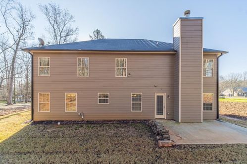 659 Peachtree Rd, Jefferson GA  30549-1558 exterior