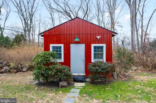 520 End Ave, Tavistock NJ  08033-2630 exterior