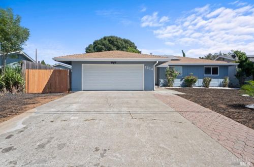 2214 Pennsylvania Ave, Fairfield, CA 94533-1914